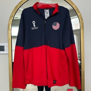 NWT men’s World Cup quarter zip